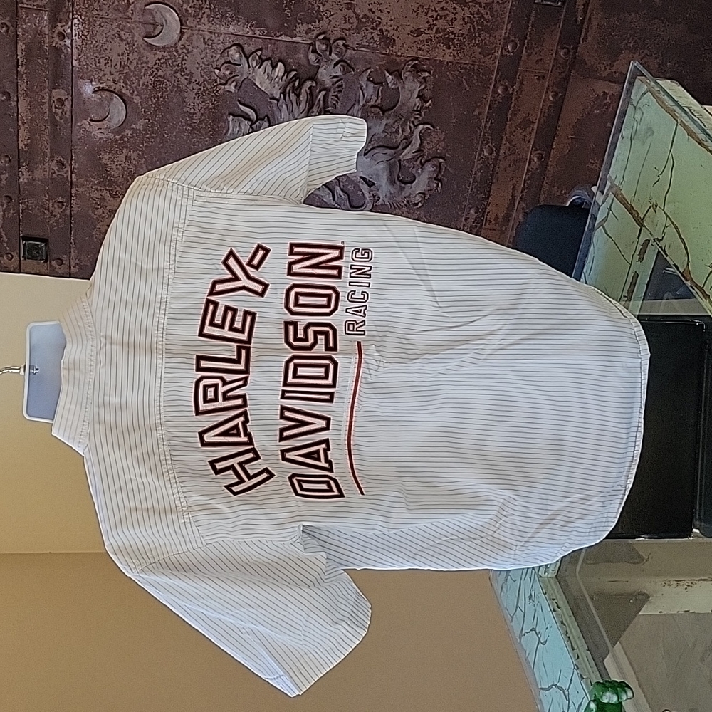 Men's Harley-Davidson Short Sleeve Shirt in size L